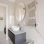 아파트 Dream House In Center!